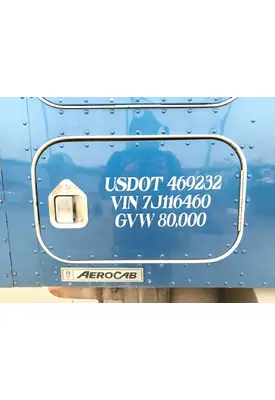 Kenworth T600 Sleeper Door