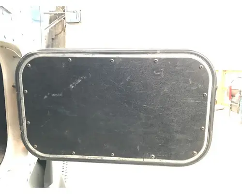 Kenworth T600 Sleeper Door