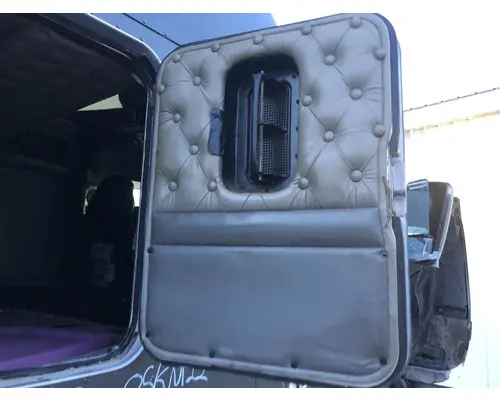 Kenworth T600 Sleeper