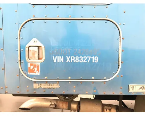 Kenworth T600 Sleeper