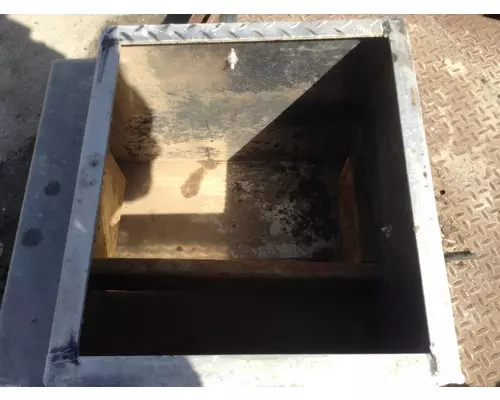 Kenworth T600 Tool Box