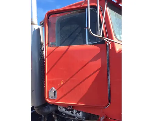 Door Assembly, Front Kenworth T600A Holst Truck Parts