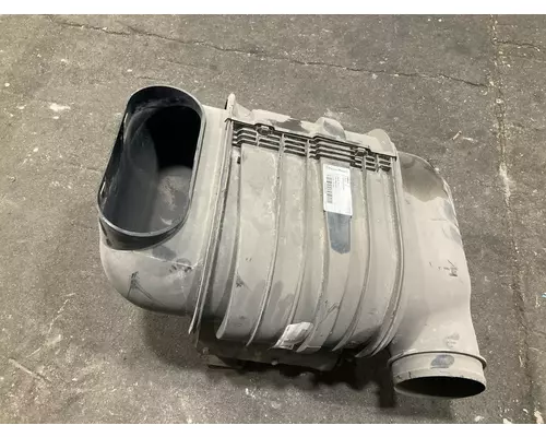 Kenworth T660 Air Cleaner