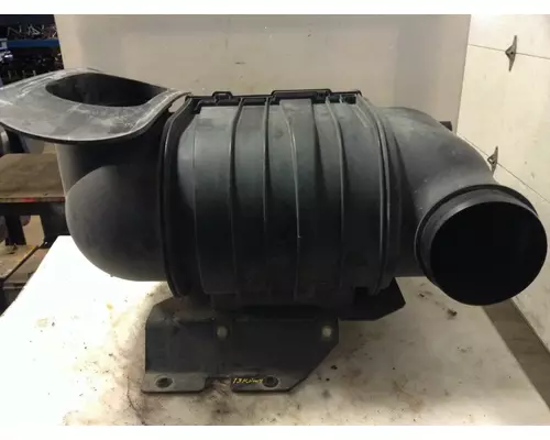 Kenworth T660 Air Cleaner