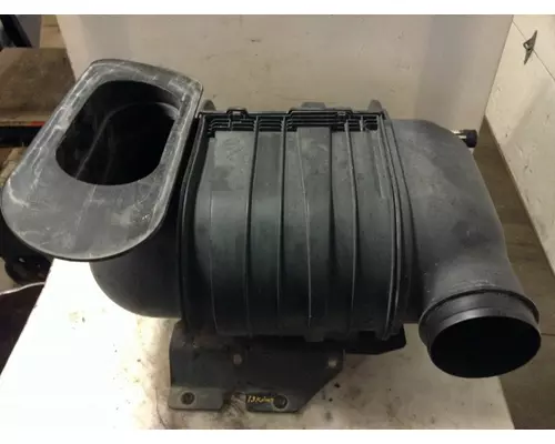 Kenworth T660 Air Cleaner