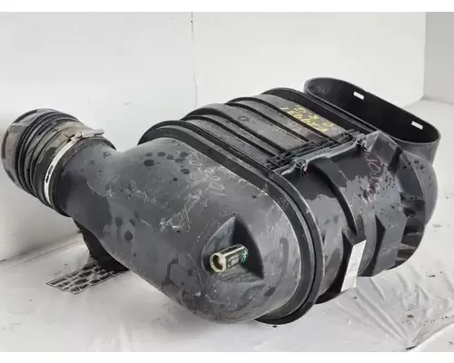 Kenworth T660 Air Cleaner