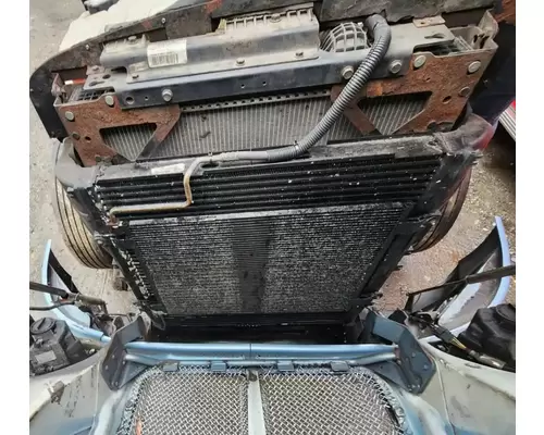 Kenworth T660 Air Conditioner Condenser