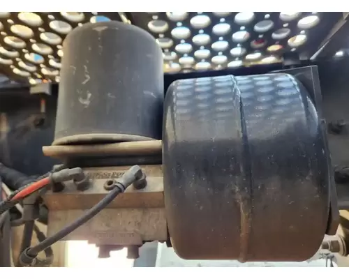 Kenworth T660 Air Drier