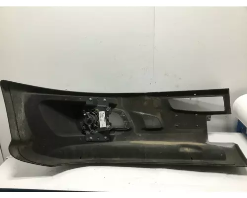 Kenworth T660 Bumper Assembly, Front