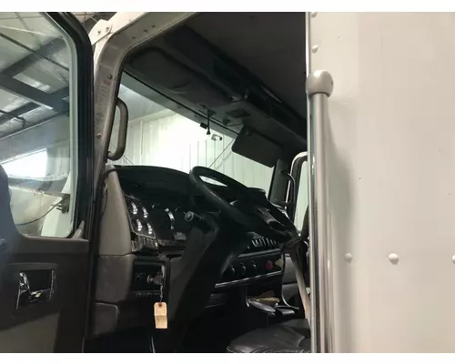 Kenworth T660 Cab Assembly