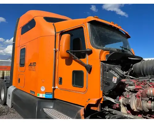 Kenworth T660 Cab