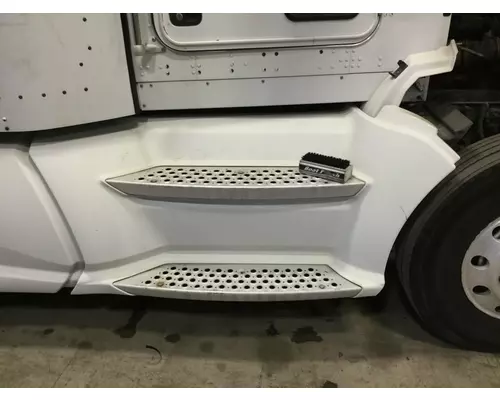 Kenworth T660 Chassis Fairing