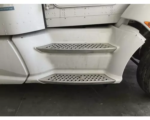 Kenworth T660 Chassis Fairing