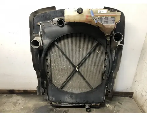 Kenworth T660 Cooling Assembly. (Rad., Cond., ATAAC)