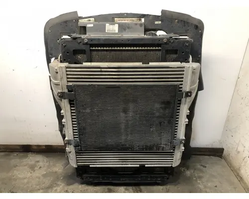 Kenworth T660 Cooling Assembly. (Rad., Cond., ATAAC)