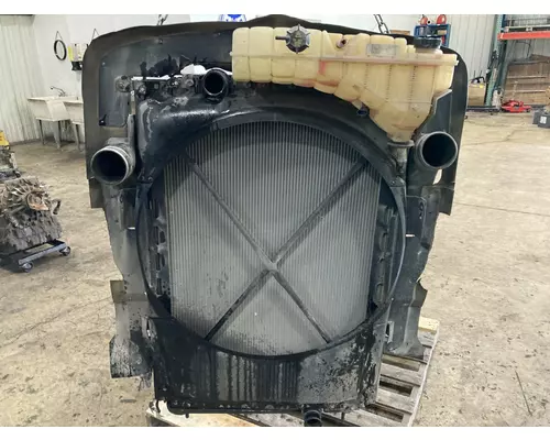 Kenworth T660 Cooling Assembly. (Rad., Cond., ATAAC)