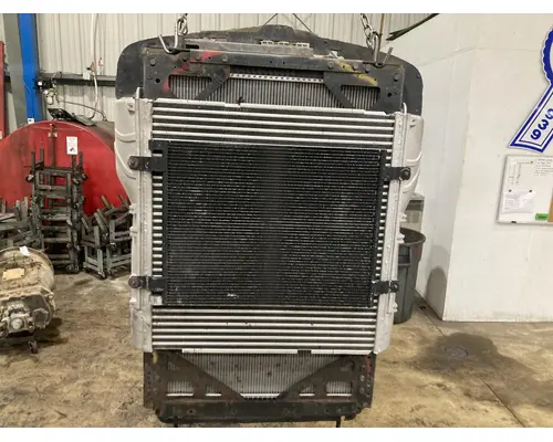 Kenworth T660 Cooling Assembly. (Rad., Cond., ATAAC)