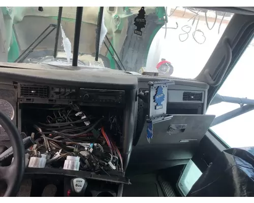 Kenworth T660 Dash Assembly