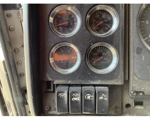 Kenworth T660 Dash Assembly