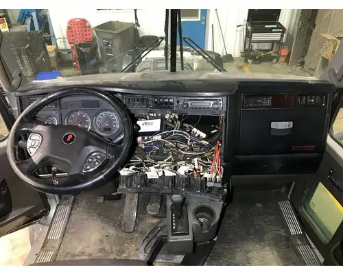 Kenworth T660 Dash Assembly