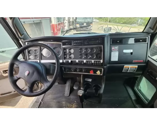 Kenworth T660 Dash Assembly