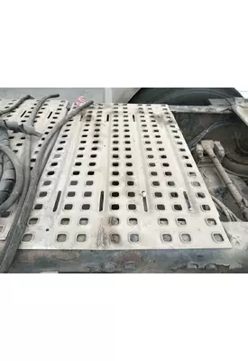 Kenworth T660 Deckplate