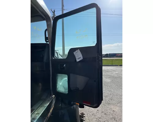 Door Assembly, Front Kenworth T660 River City Truck Parts Inc.