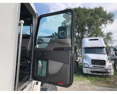 Kenworth T660 Door Assembly, Front