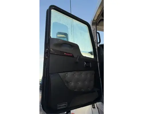 Kenworth T660 Door Assembly, Front