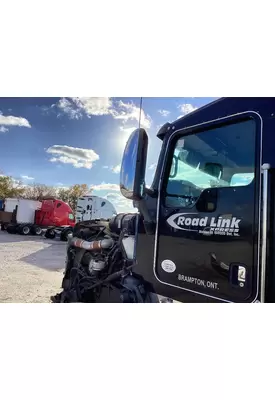 Kenworth T660 Door Mirror