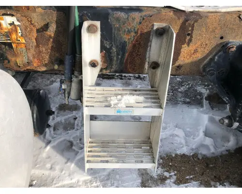 Kenworth T660 Engine Brackets, Misc.