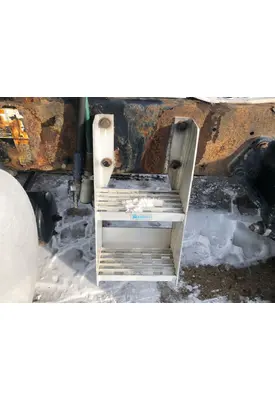 Kenworth T660 Engine Brackets, Misc.