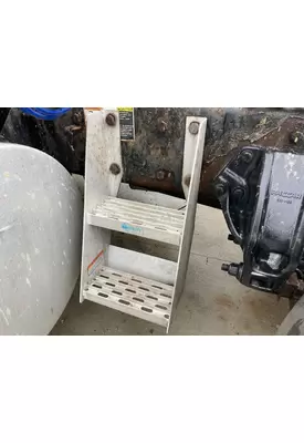 Kenworth T660 Engine Brackets, Misc.