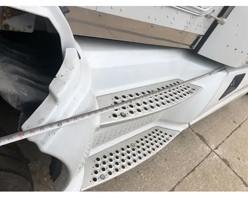 Kenworth T660 Fairing (Side)