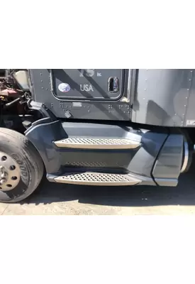 Kenworth T660 Fairing (Side)