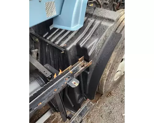 Fender Extension Kenworth T660 Complete Recycling Group LLC