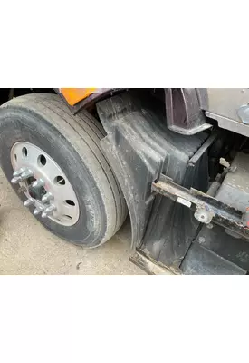 Kenworth T660 Fender