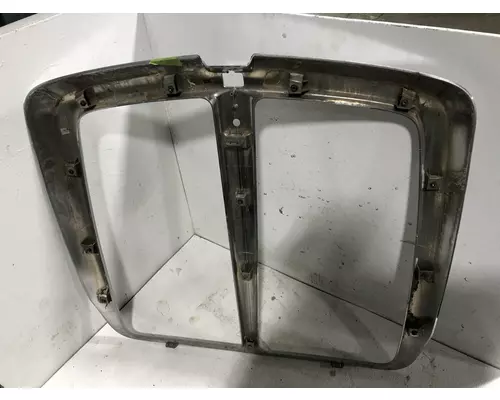 Kenworth T660 Grille