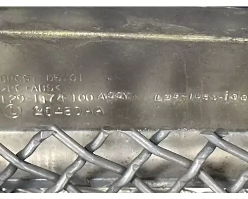 Kenworth T660 Grille