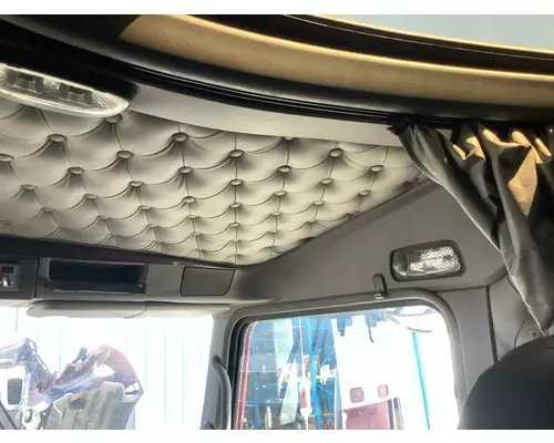 Kenworth T660 Headliner