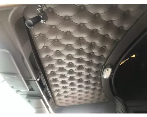 Headliner Kenworth T660 Vander Haags Inc WM