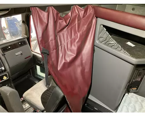 Kenworth T660 Interior Curtains