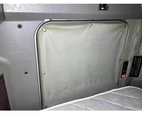 Kenworth T660 Interior Curtains