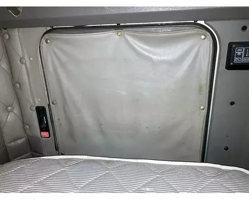 Kenworth T660 Interior Curtains