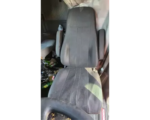 Kenworth T660 Seat, Front