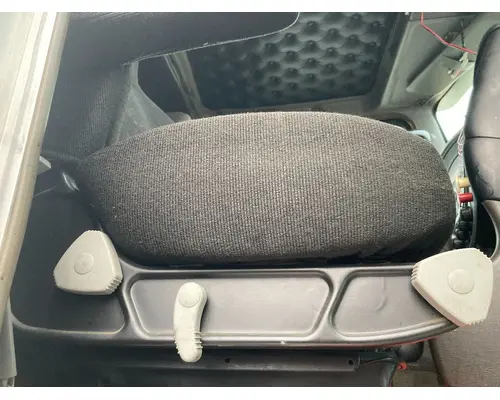 Seat, Front Kenworth T660 Vander Haags Inc Col