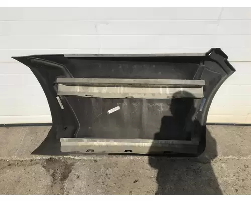 Kenworth T660 Skirt
