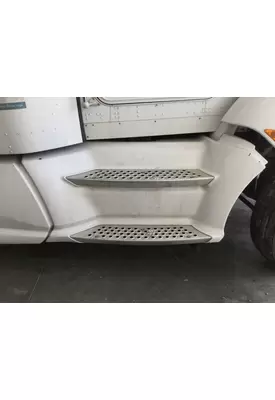 Kenworth T660 Skirt