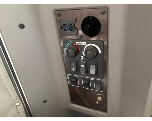 Kenworth T660 Sleeper Controls