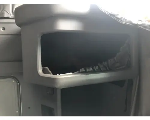 Sleeper Kenworth T660 Vander Haags Inc Sp